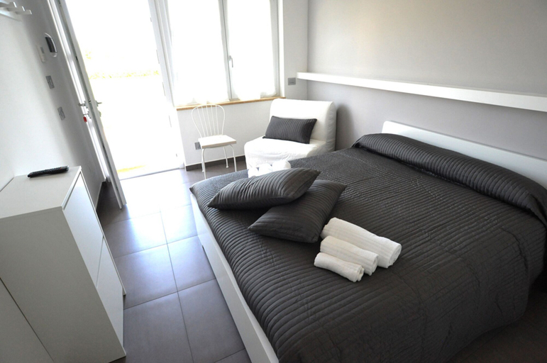 Bedroom 2, Agriturismo Frontemare, Teramo