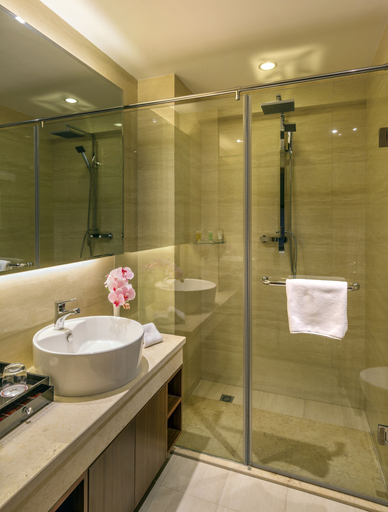 Bathroom 3, Jinjiang Peninsula Seasons Hotel, Qinhuangdao