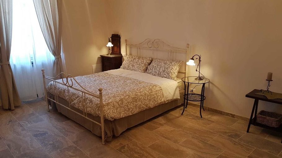 Bedroom 4, La Salita B&B, Viterbo