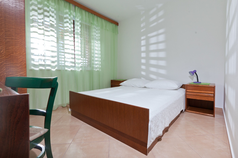 Bedroom 2, Apartment Mersi, Podgora