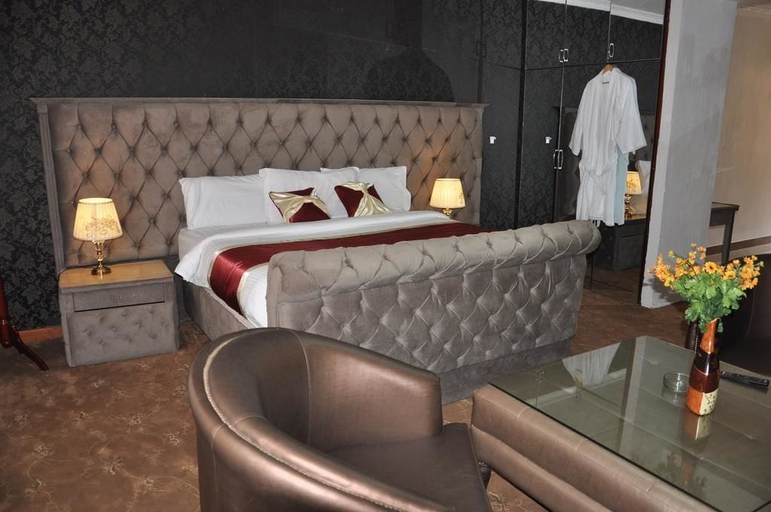 Bedroom 1, Elite Suites Hotel, Kampala