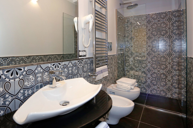 Bathroom 3, Apartments Amalfi Design, Salerno