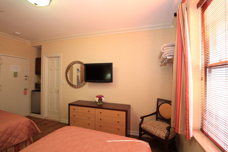 Bedroom 3, Radio City Apartments, New York