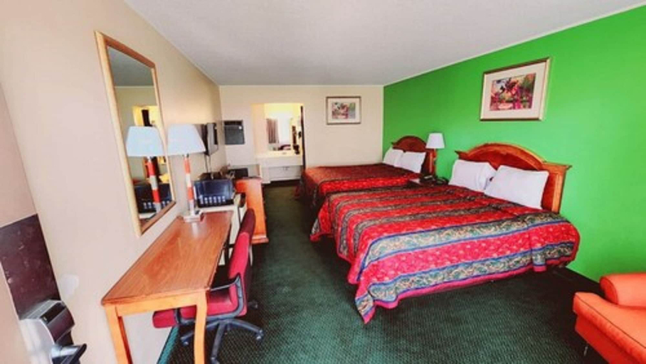 Bedroom 5, Roadside Inn, Mississippi