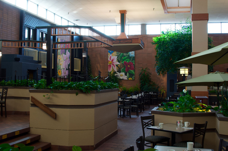 Food & Drinks 5, The Glenmore Inn & Convention Centre, Division No. 6