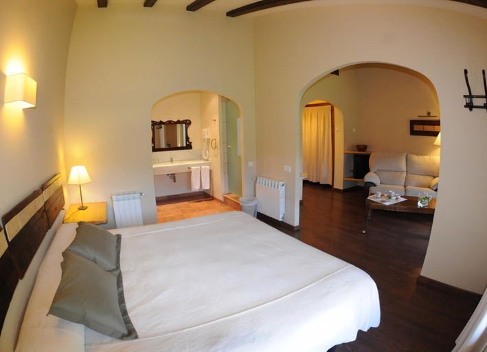 Bedroom 3, Hotel Rural Font del Pas, Teruel