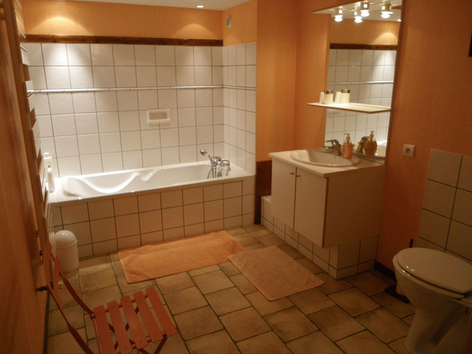 Bathroom 5, La Ferme du Coucou, Côte-d'Or