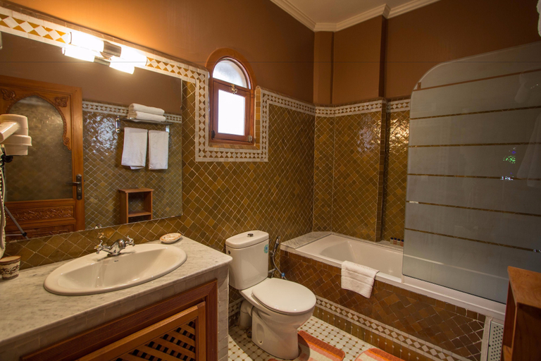 Bathroom 5, Riad Raouia, Zouagha-Moulay Yacoub