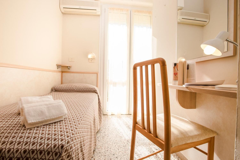 Bedroom 4, Hotel Stella del Mare, Ravenna