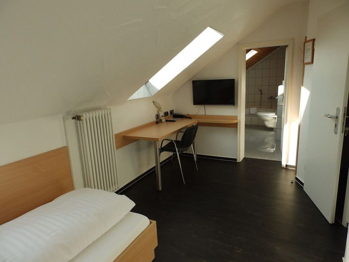 Bedroom 3, H41 Inn Freiburg, Breisgau-Hochschwarzwald