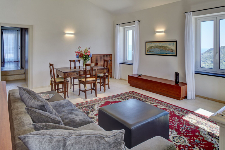 Bedroom 28