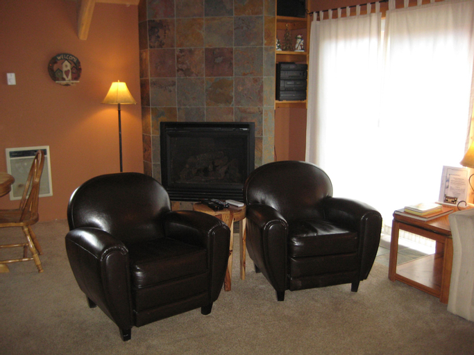 Mammoth View Villas Mammoth Reservation Bureau, Mono