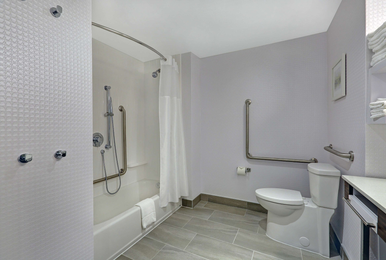 Bathroom 4, Hampton Inn by Hilton Peterborough, Peterborough