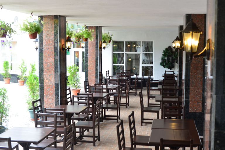Food & Drinks 4, Hotel Verhovina, Kyievo-Sviatoshyns'kyi