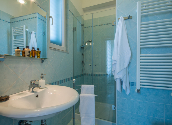 Bathroom 5, Dimora Grottone, Bari
