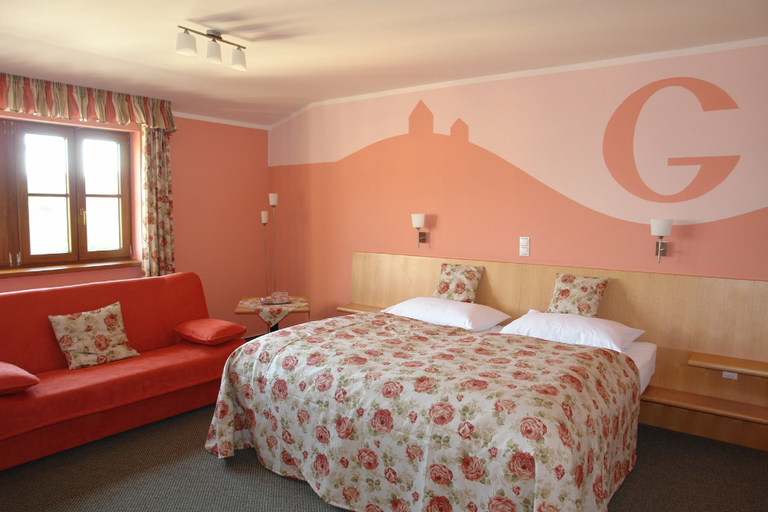Bedroom 3, Hotel Galant, Břeclav