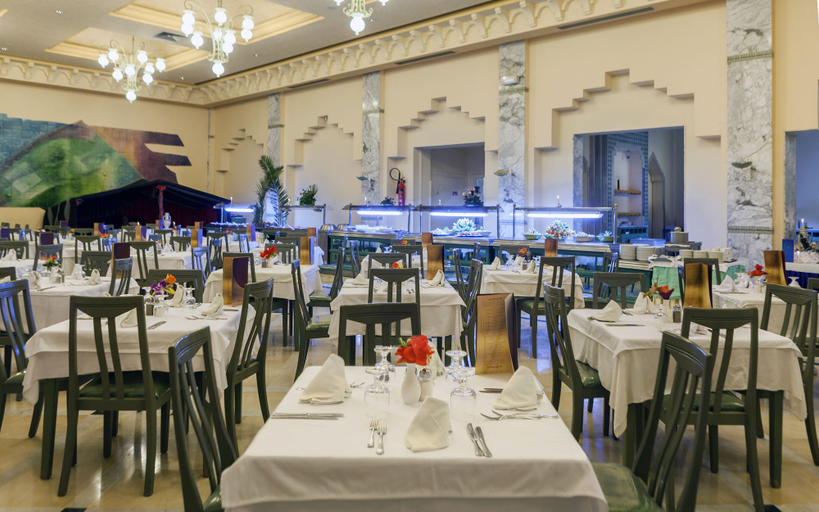 Food & Drinks 5, El Mouradi Douz, Douz