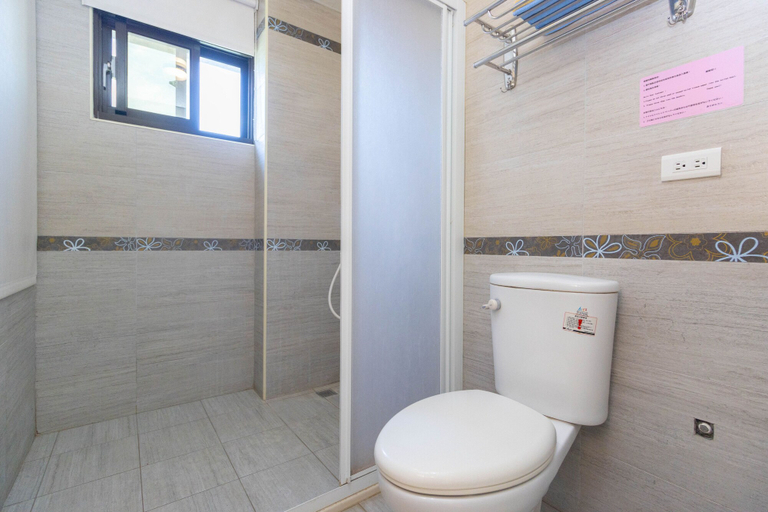 Bathroom 4, XiaoCuixuanHomestay, Yilan