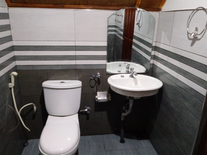 Bathroom 4, Eco Creations Nuwaraeliya, Nuwara Eliya