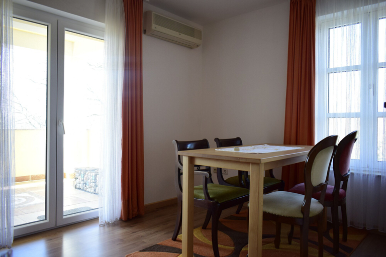 Others 5, Apartments Mermaid, Malinska-Dubašnica