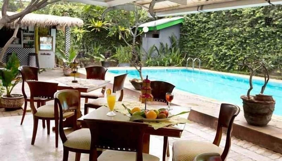 Food & Drinks 3, Maven Buncit, South Jakarta