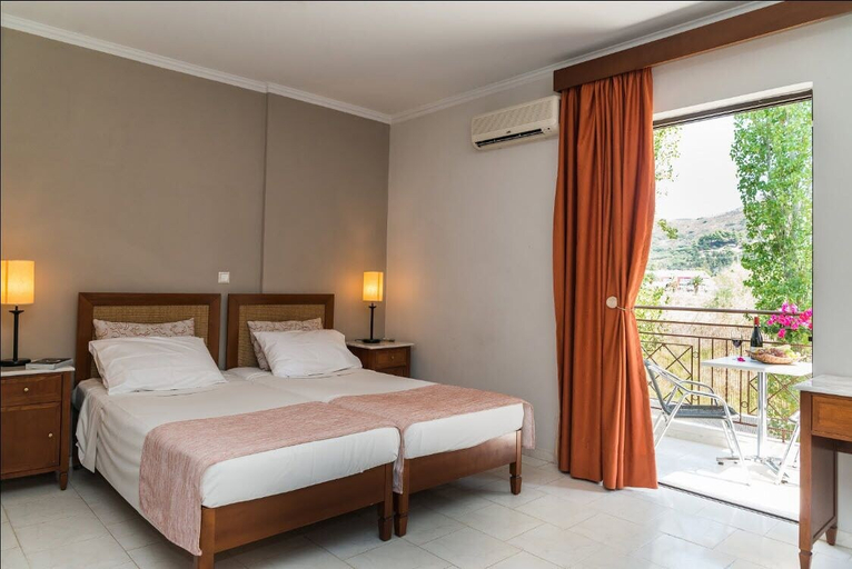 Bedroom 4, Kalidonio Studios, Ionian Islands