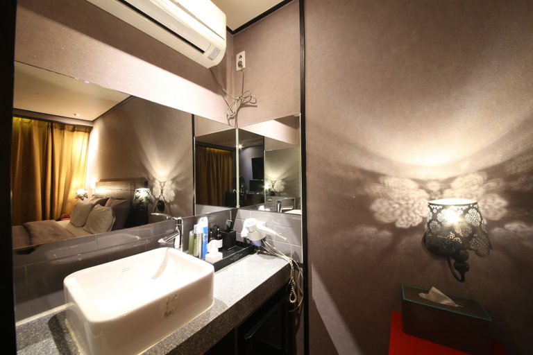 Bathroom 3, Hotel Frenchcode, Sasang