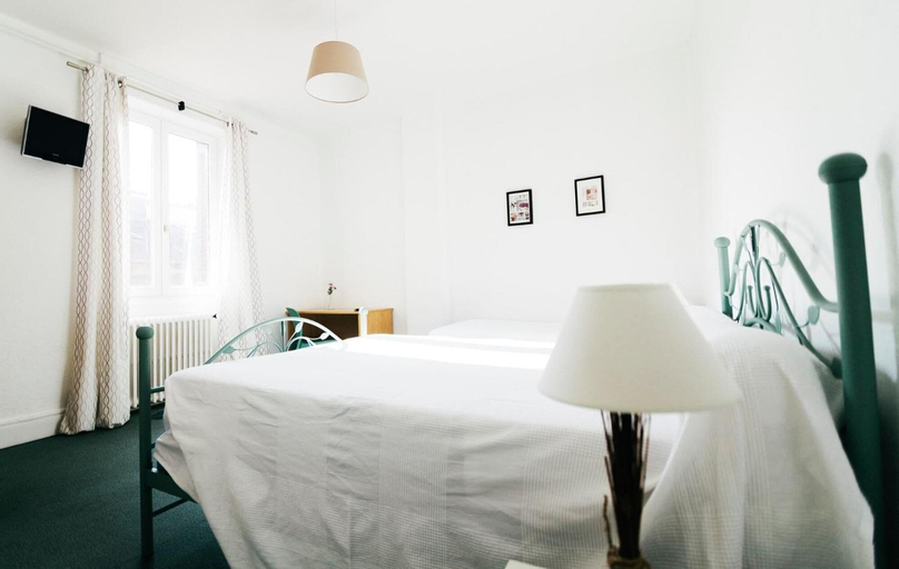 Bedroom 17