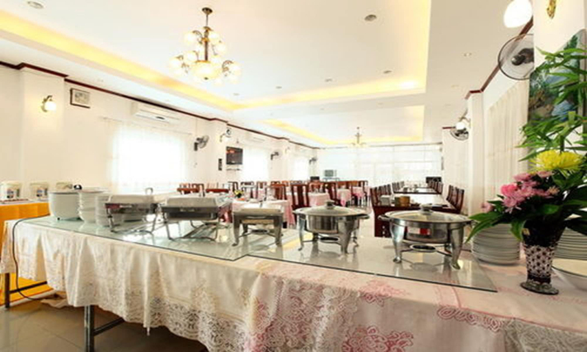 Food & Drinks 5, Douangpraseuth Hotel, Vientiane