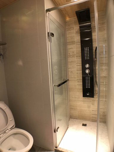 Bathroom 5, Art Inn, Taipei City