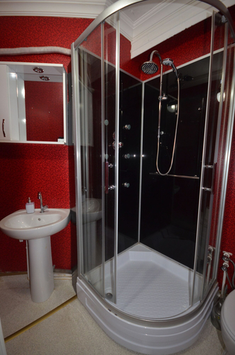 Bathroom 5, Gozde Pansiyon Otel, Merkez