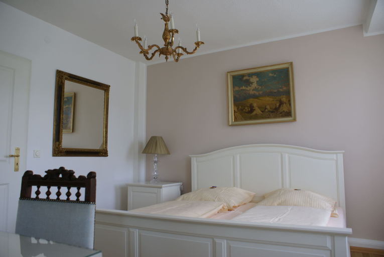 Bedroom 3, Romantisches Hotel Zur Post, Mayen-Koblenz