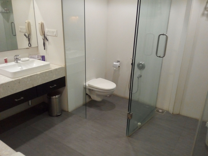 Bathroom 4, Top3 Lords Resort Bhavnagar, Bhavnagar