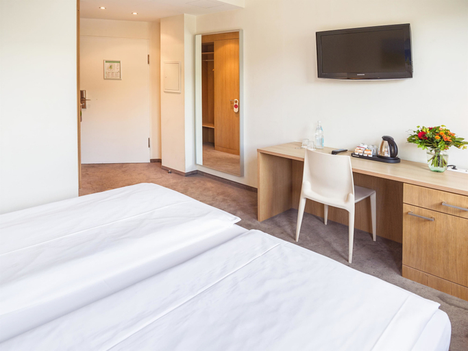 Bedroom 3, Hotel Berlin Mitte by Campanile, Berlin