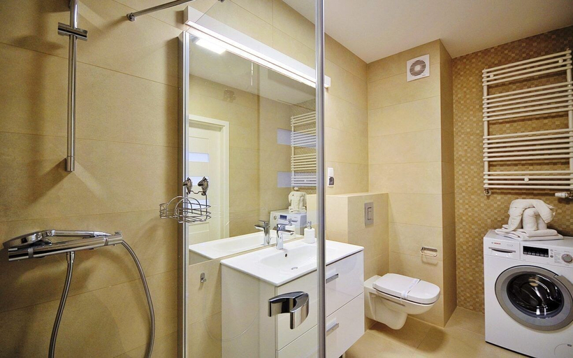 Bathroom 4, BalticOn Polanki Park, Kołobrzeg