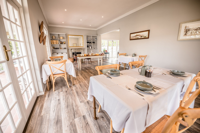 Food & Drinks 5, Corner House Residence, Cape Winelands
