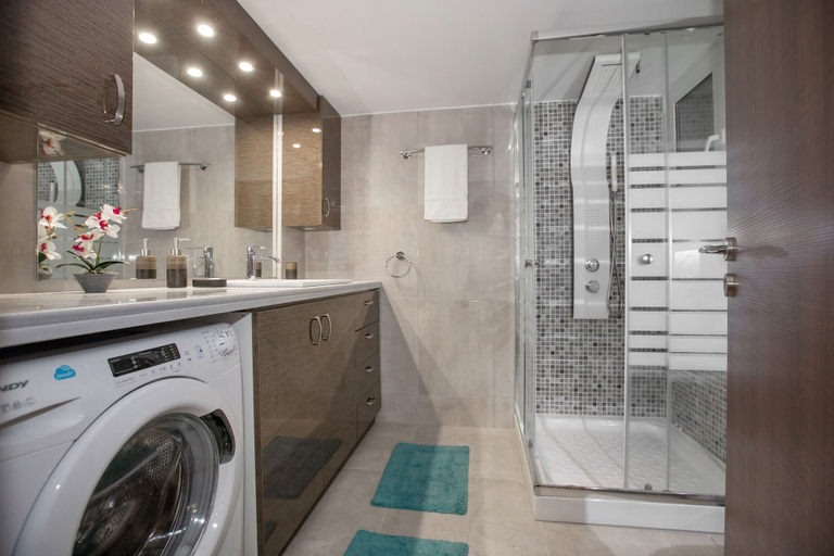 Bathroom 4, Stunning Apt near Acropolis Museum by GHH, Attica