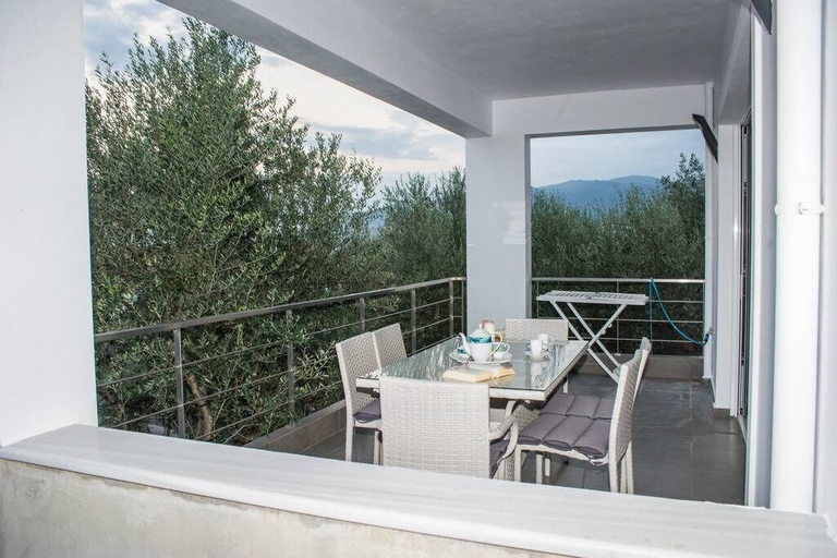 Others 5, Nina's Villa, Cosy Seaview Retreat, Peloponnese