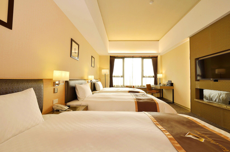 Bedroom 3, Tsun Huang Hotel, Chiayi City