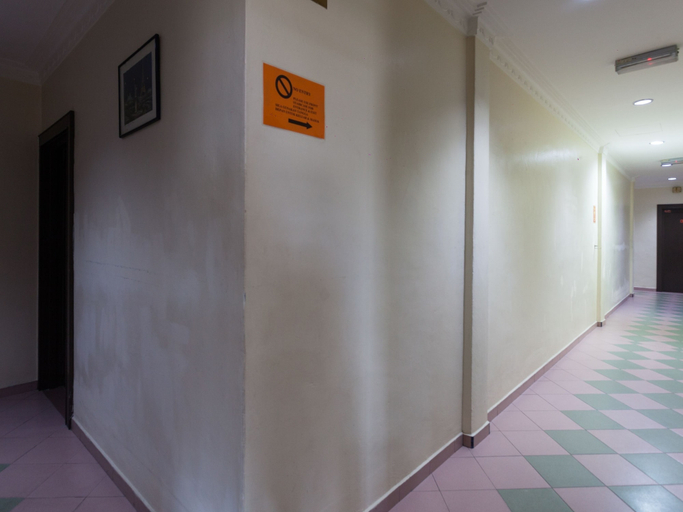 Others 5, Hotel O T P Hotel, Manjung