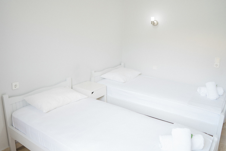 Bedroom 2, Afroditi Pansion, Ionian Islands