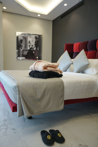 Bedroom 3, Royal Tulip Achrafieh, Beirut