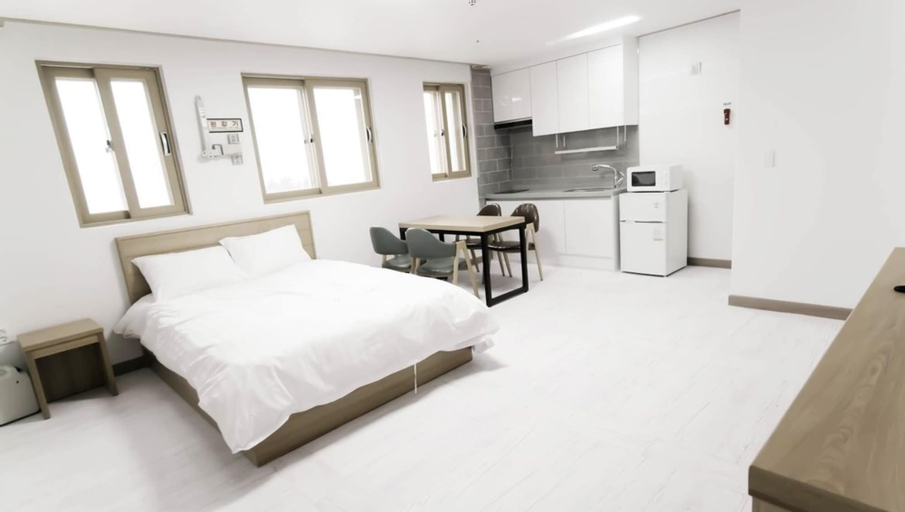 Daecheon 323 Condo, Boryeong