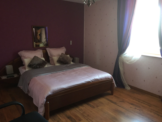 Bedroom 5, Bienvenue à la Campagne, Haute-Saône