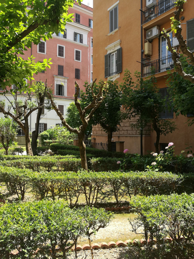 Exterior & Views 2, Serendipity, Rome