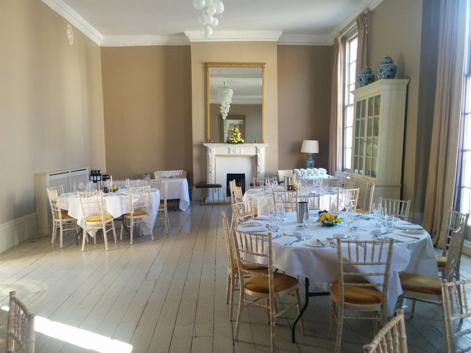 Food & Drinks 5, The Grosvenor Arms, Dorset