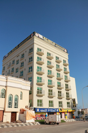 Exterior & Views