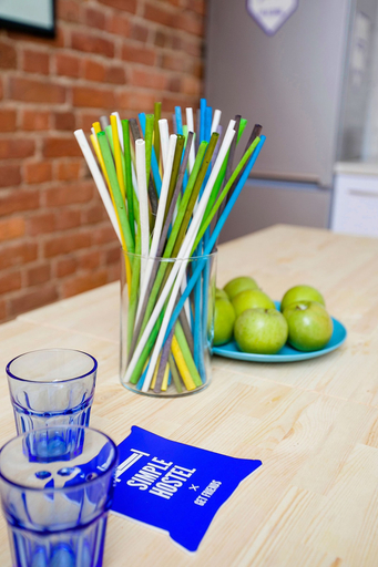 Food & Drinks, Simple Hostel Italy, Sankt-Peterburg gorsovet
