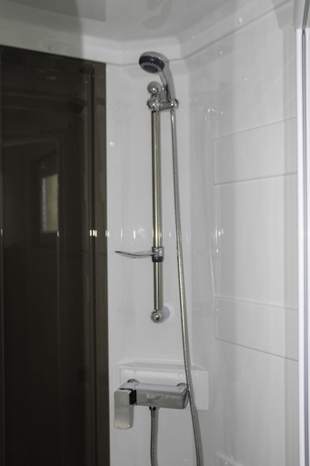 Bathroom 5, Domaine du Lieu Dieu, Somme