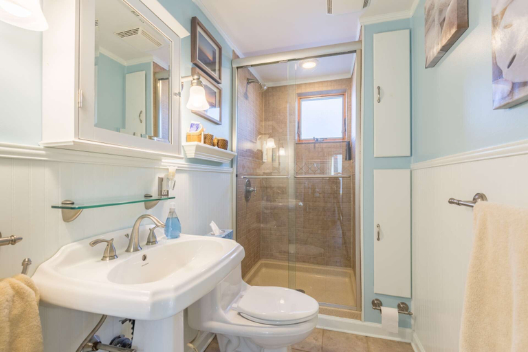 Bathroom 3, Riverside Retreat, Essex